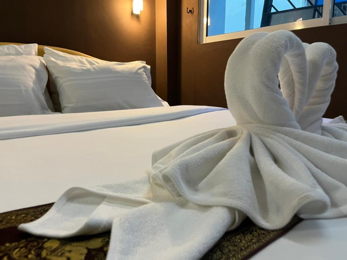 Cozy Rooms Asoke Bangkok Dış mekan fotoğraf